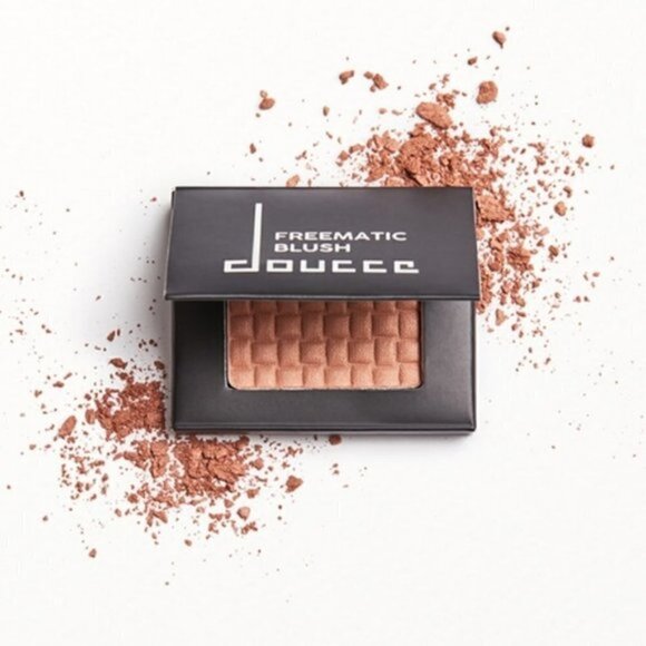 5/$25 doucce Freematic Blush - Zen Orange NEW - Picture 1 of 4